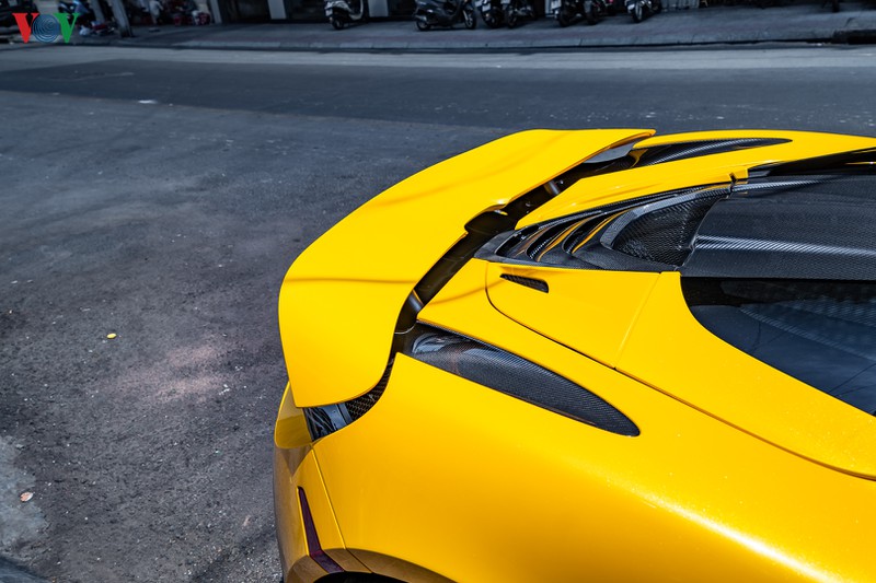mclaren 720s spider khoe dang tren duong pho sai gon hinh 8