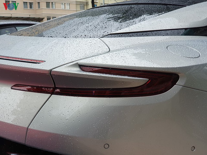 ngam aston martin db11 mau xam skyfall silver doc nhat viet nam hinh 7