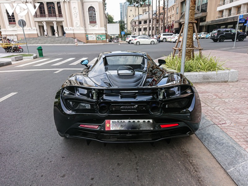 can canh mclaren 720s spider mau den "doc" nhat viet nam hinh 6