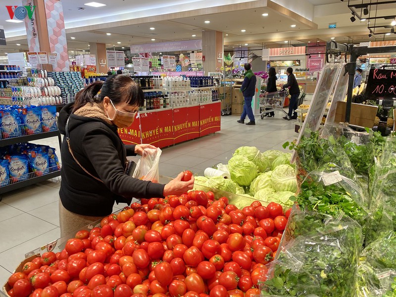 nguoi dan thu do kin mit khau trang truoc dich virus corona hinh 11