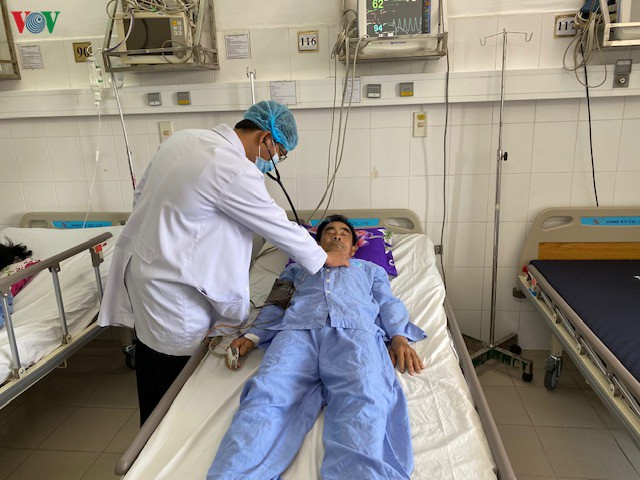 can tho cuu song benh nhan bi xuat huyet tieu hoa va nhoi mau co tim hinh 2