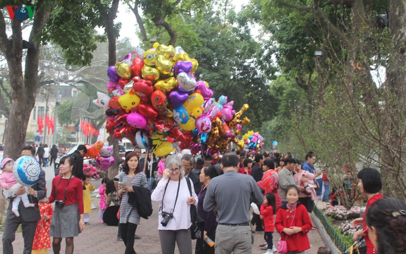 khong gian di bo ho hoan kiem va phu can hoat dong chinh thuc hinh 1