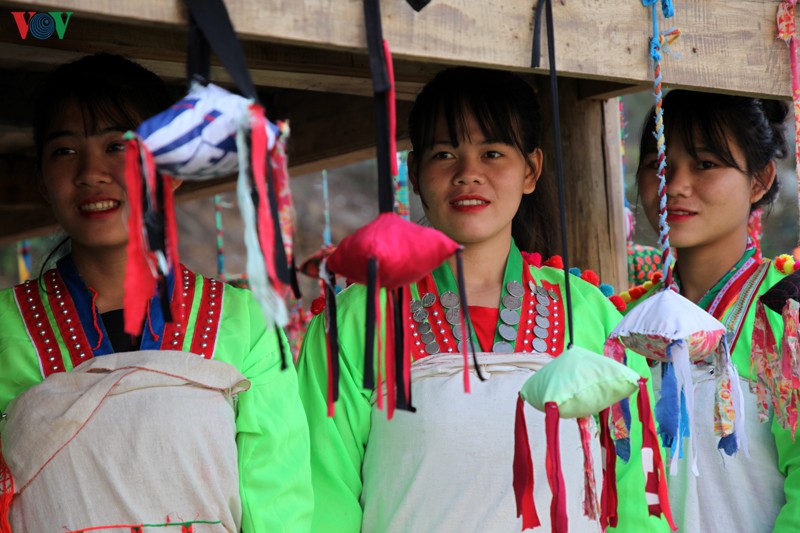 nao nuc hoi nem con dau nam noi thuong nguon song da hinh 18