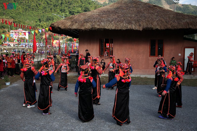 nao nuc hoi nem con dau nam noi thuong nguon song da hinh 6
