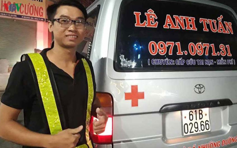 chang trai co biet danh "hiep si bong dem" o binh duong hinh 1