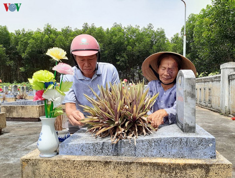 nghia trang liet sy ngay cuoi nam hinh 4