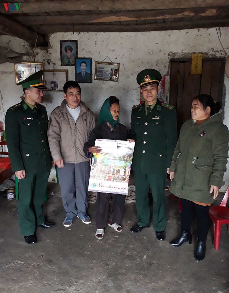 tet bien gioi xu lang- tet am tinh quan dan hinh 2