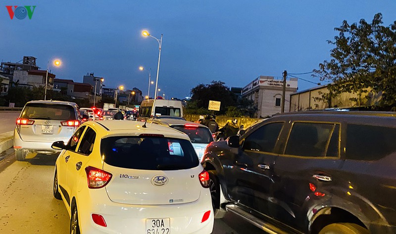 dong xe co cuon cuon doi mua ret ngay can tet canh ty 2020 hinh 2