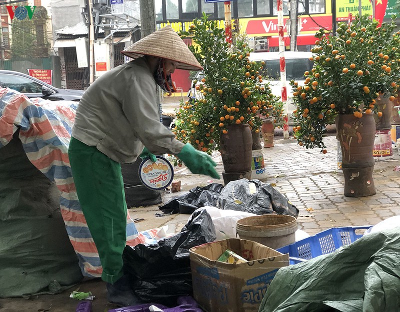 anh: rac ngap he pho ha noi sang 30 tet hinh 15