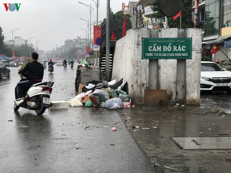anh: rac ngap he pho ha noi sang 30 tet hinh 7