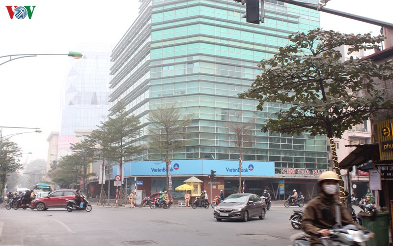 ha noi: nguoi dan ngai virus corona, duong pho vang nhu ngay tet hinh 4