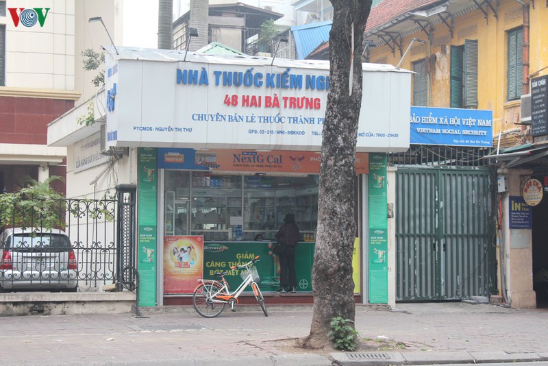 ha noi: nguoi dan ngai virus corona, duong pho vang nhu ngay tet hinh 10