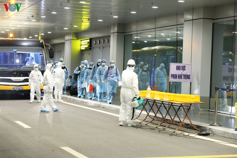 nhung hinh anh dau tien ve chuyen bay dua nguoi viet nam tu vu han ve nuoc  hinh 10