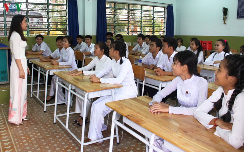 hoc sinh binh duong nghi hoc het thang 2 de phong covid-19 hinh 1