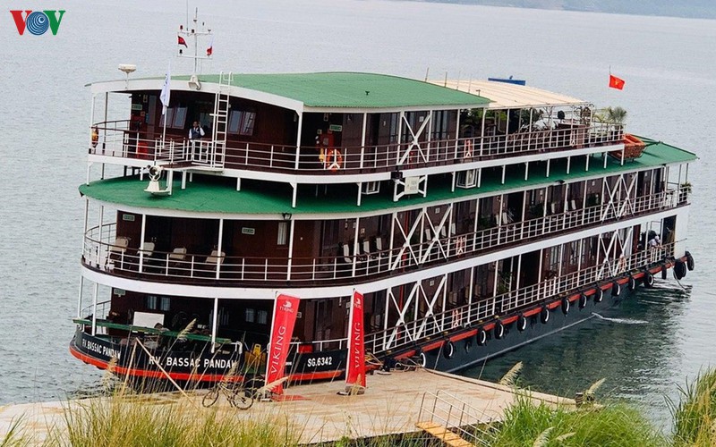 an giang cach ly 33 nguoi tiep xuc khach nuoc ngoai tren thuyen viking cruise journey hinh 1