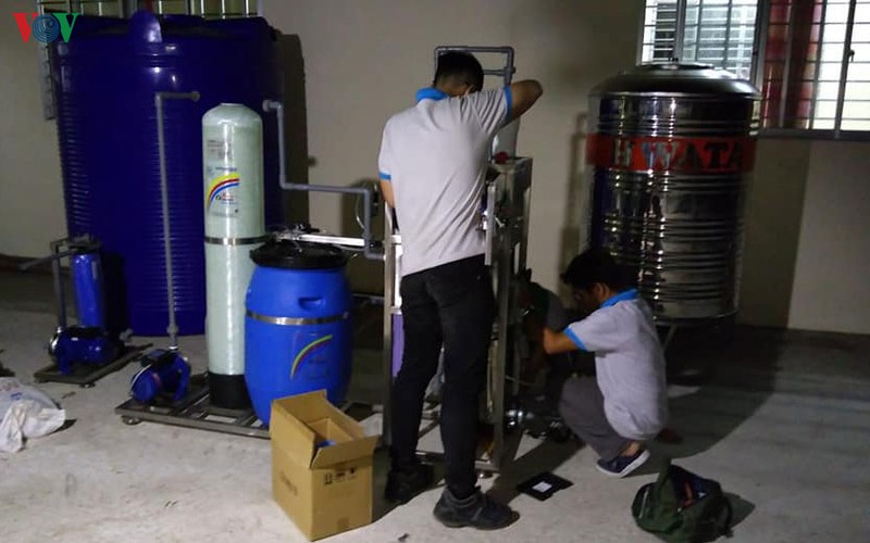 giot nuoc nghia tinh mua han mien tay hinh 6