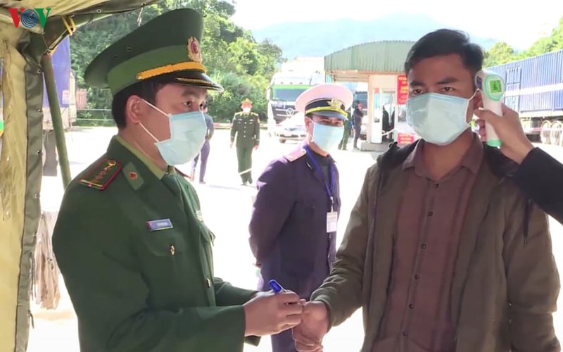 nghe an, ha tinh no luc chan dich covid-19 tu bien gioi hinh 1