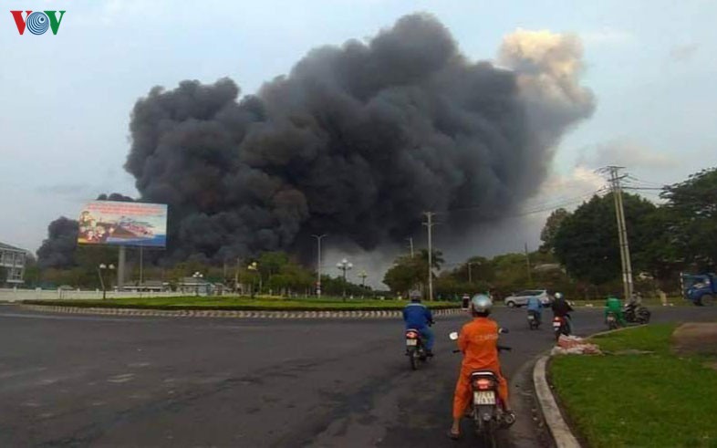chay ngun ngut trong khu cong nghiep phu my 1 tai ba ria - vung tau hinh 1