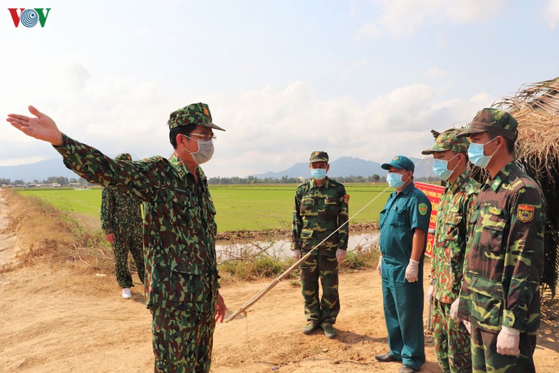 la chan vung chac chong dich covid-19 tren tuyen bien gioi tay nam hinh 4