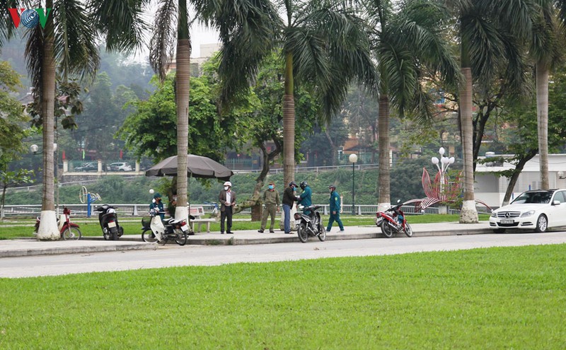 sau mot tuan cach ly xa hoi, nguoi dan tp yen bai co dau hieu chu quan hinh 15