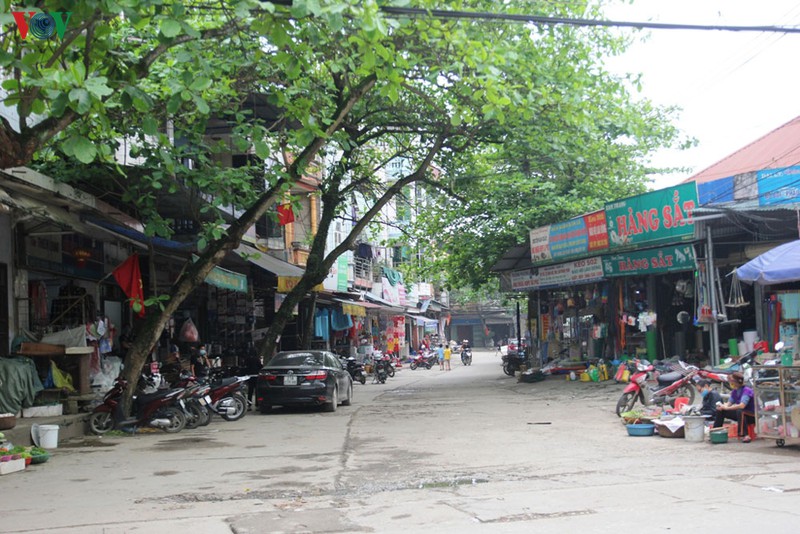 sau mot tuan cach ly xa hoi, nguoi dan tp yen bai co dau hieu chu quan hinh 8