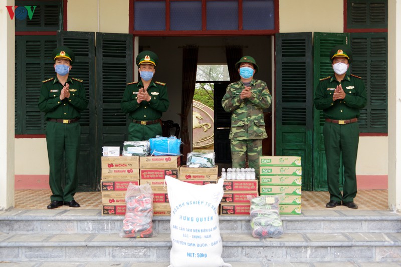 linh bien phong "vuot nang, thang mua" ngan dich noi ai bac lai chau hinh 18