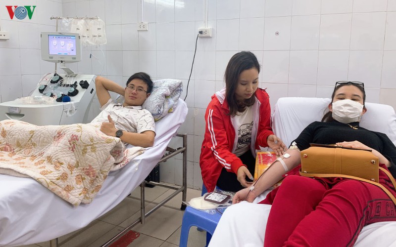 clb ngan hang mau song quang ninh - noi hoi tu nhung trai tim nhan ai hinh 3