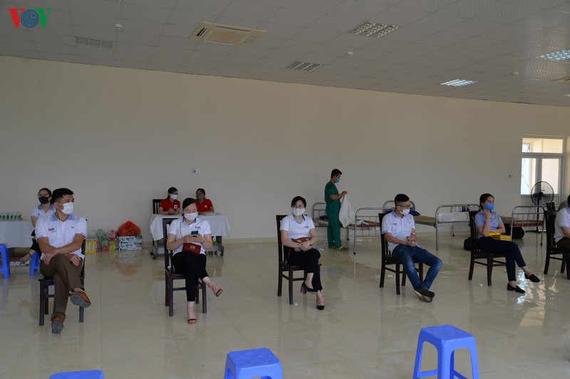 vov tay bac cung cac don vi hien gan 100 don vi mau hinh 12