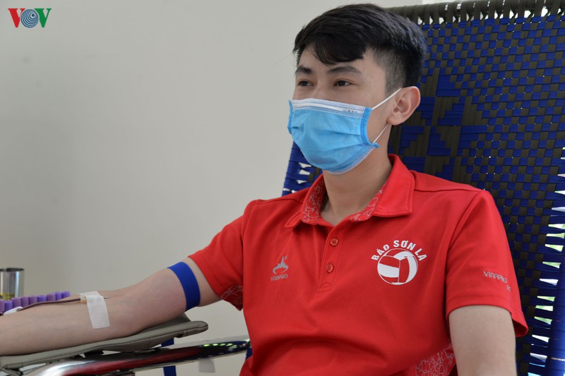 vov tay bac cung cac don vi hien gan 100 don vi mau hinh 9