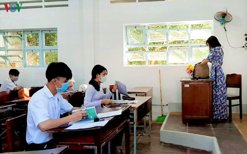 ca mau: hon 40% hoc sinh mam non khong den lop, sau gian cach hinh 1