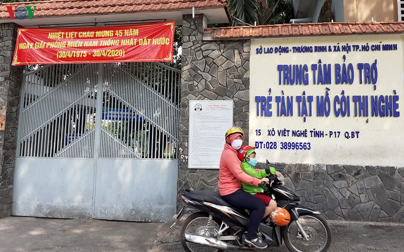 trung tam bao tro tre tan tat mo coi thi nghe chia nhau tien tu thien hinh 1