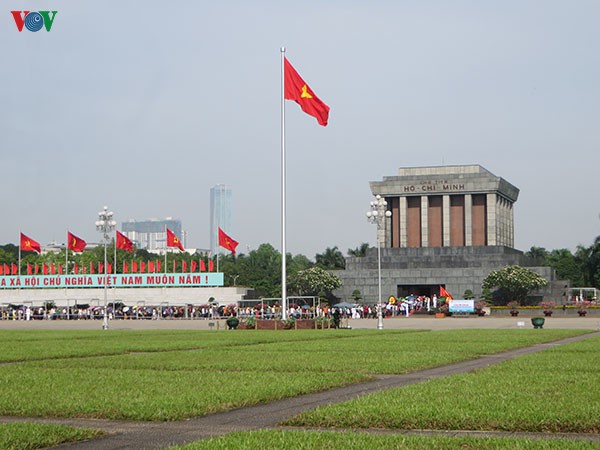 lang chu tich ho chi minh don khach tro lai binh thuong hinh 1
