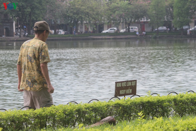 nguoi dan thu do mong lun sut quanh bo ho hoan kiem som duoc khac phuc hinh 11