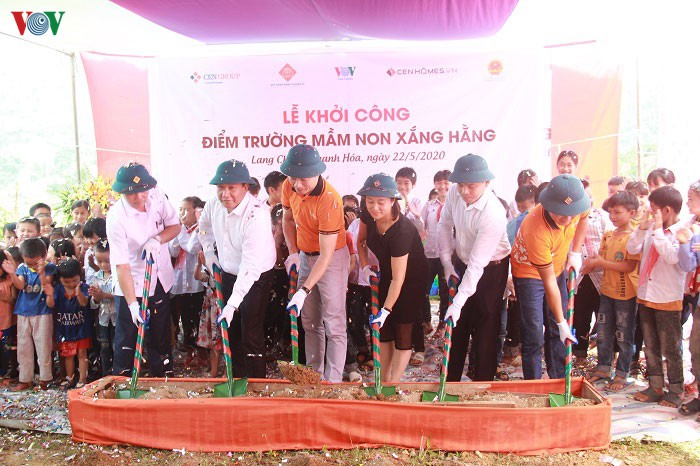 vov khoi cong xay dung diem truong mam non xang hang, xa yen khuong hinh 1