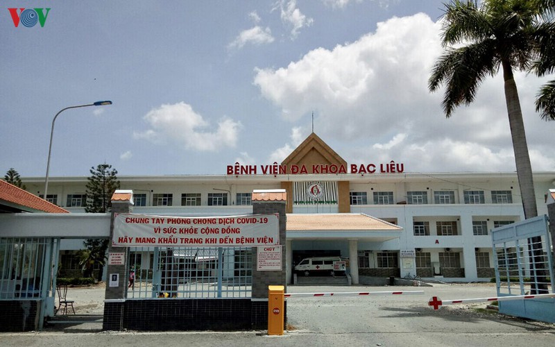vu nguoi ban hang rong tiep xuc benh nhan covid-19: kiem diem giam doc so y te bac lieu  hinh 1