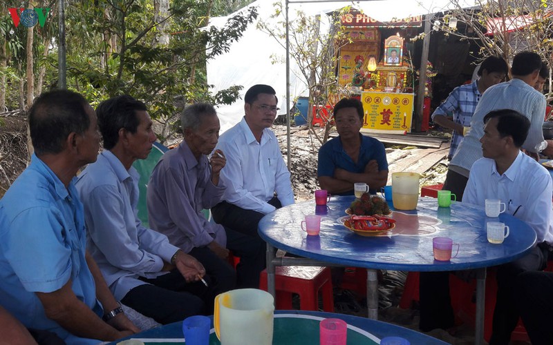  di cua cay cung cha, be trai o ca mau bi cay de tu vong hinh 1