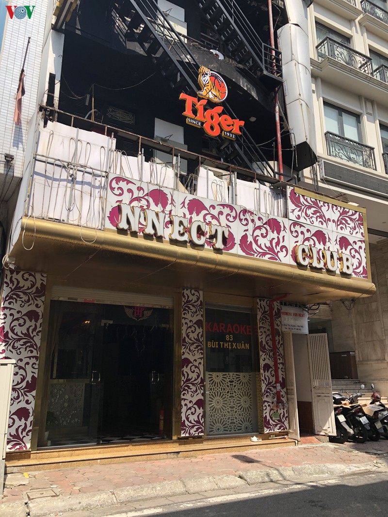 dich vu karaoke o ha noi mo cua tro lai, cuoi tuan van e am hinh 4