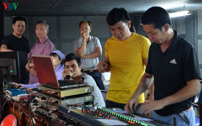 nhung nguoi lang tham sau "canh song" trong lhpt toan quoc hinh 1