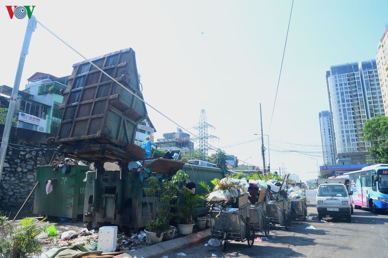 dan chan bai rac nam son, rac thai un u trong noi thanh boc mui xu ue hinh 12