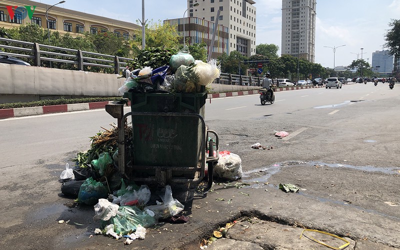 chu tich ha noi: het hom nay van chuyen rac un u ra khoi noi thanh hinh 2