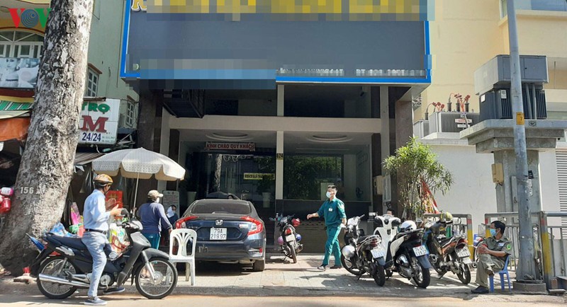 benh vien quoc te city tp hcm ngung nhan benh nhan de kiem soat dich covid-19 hinh 1