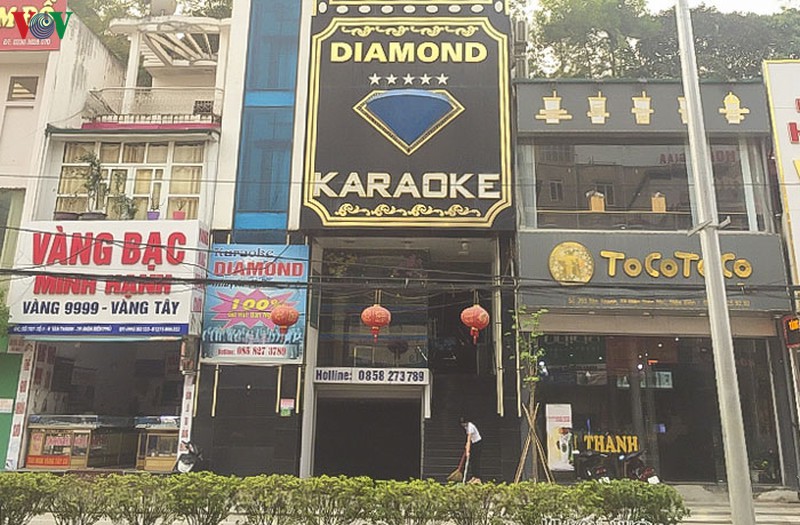 ung pho covid-19, dien bien tiep tuc dong cua dich vu chua can thiet  hinh 1