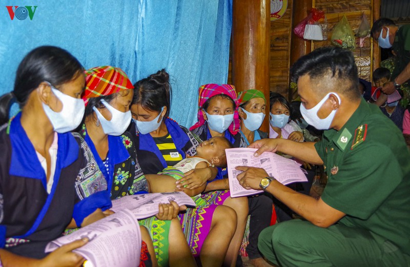 hinh anh: bien phong dien bien cang minh chong dich tren tuyen bien gioi hinh 12