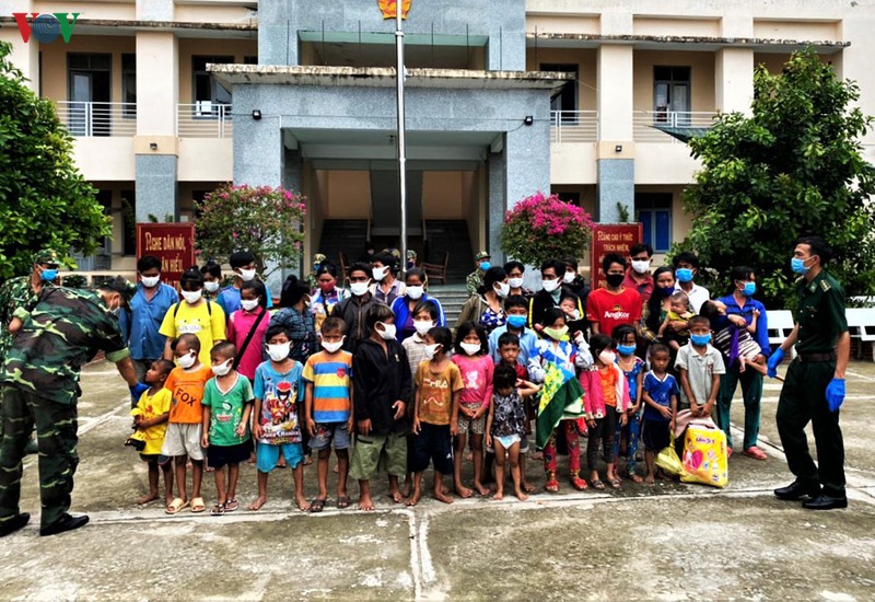 ngan chan 7 gia dinh nhap canh trai phep tu campuchia vao viet nam hinh 1