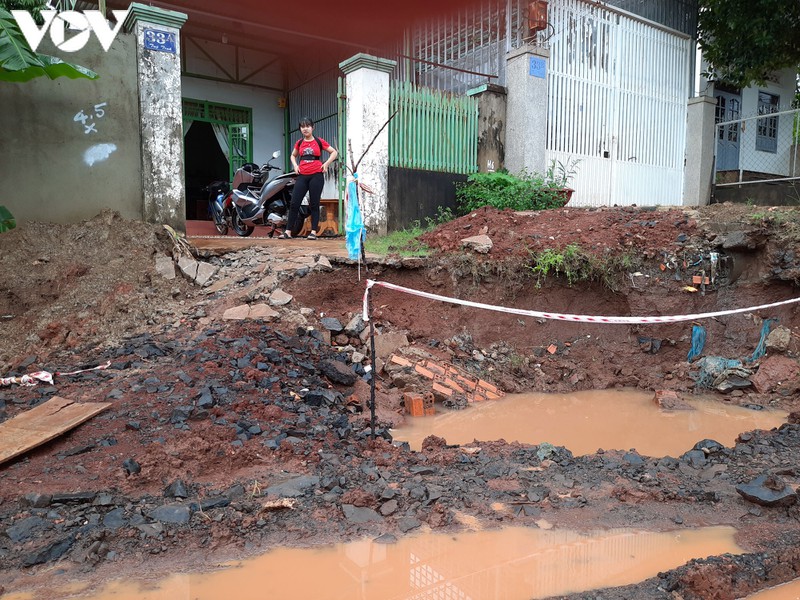 dan kho vi duong giao thong thi cong cham va au   hinh 2