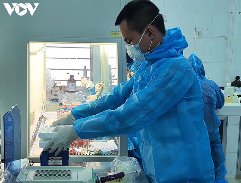 anh: ben trong trung tam kiem soat benh tat da nang noi xet nghiem covid-19 hinh 11