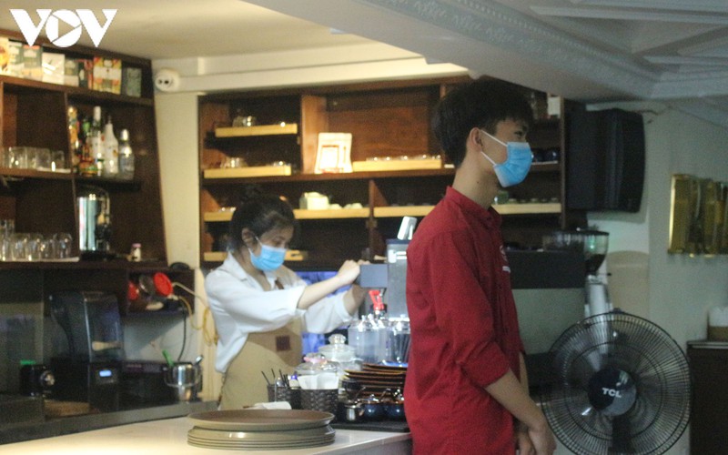 anh: phong dich covid-19, ha noi noi thuc hien nghiem, noi khong hinh 10