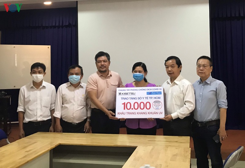 tang 40.000 khau trang khang khuan cho y te tuyen dau hinh 1