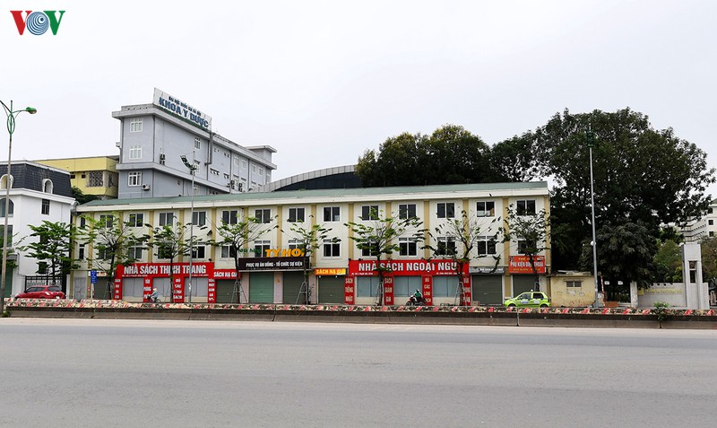 nhung pho kinh doanh o ha noi vang lang ngay dau cach ly toan xa hoi hinh 10