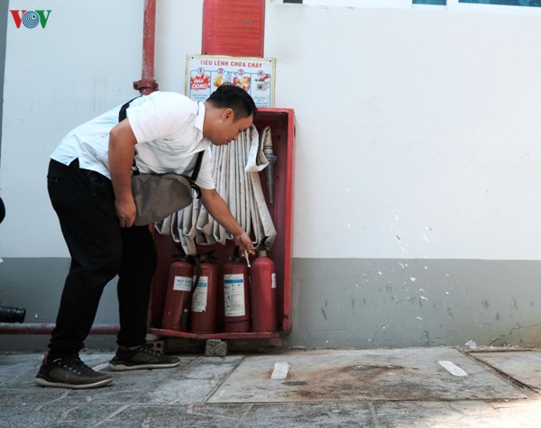 nguoi dan bat an vi chung cu 8 nam khong duoc bao tri hinh 2